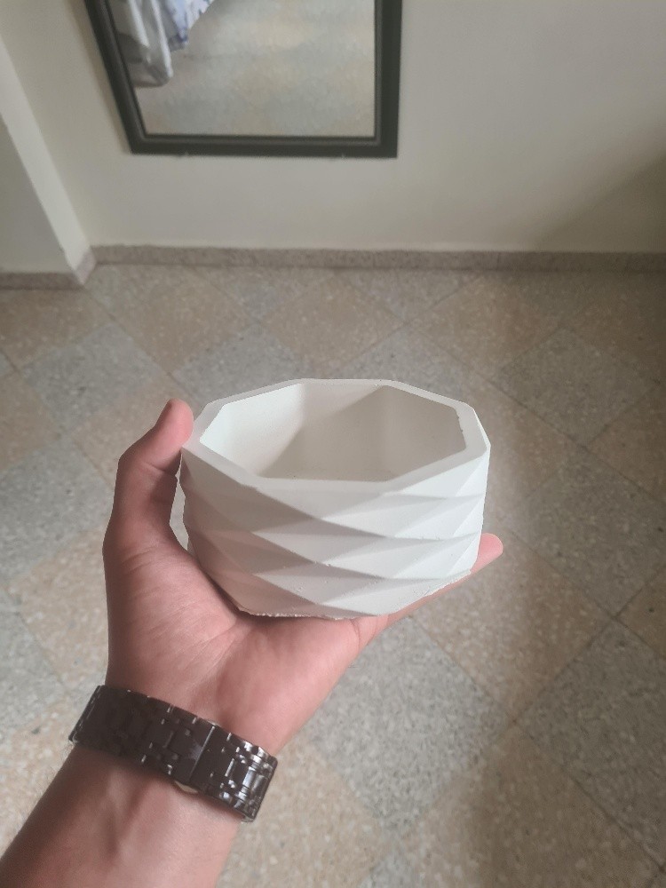 Pot de plantes en ciment - 11
