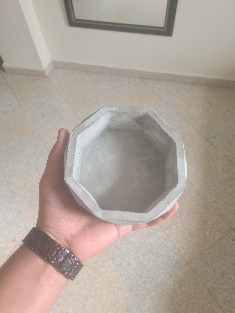 Pot de plantes en ciment - 7