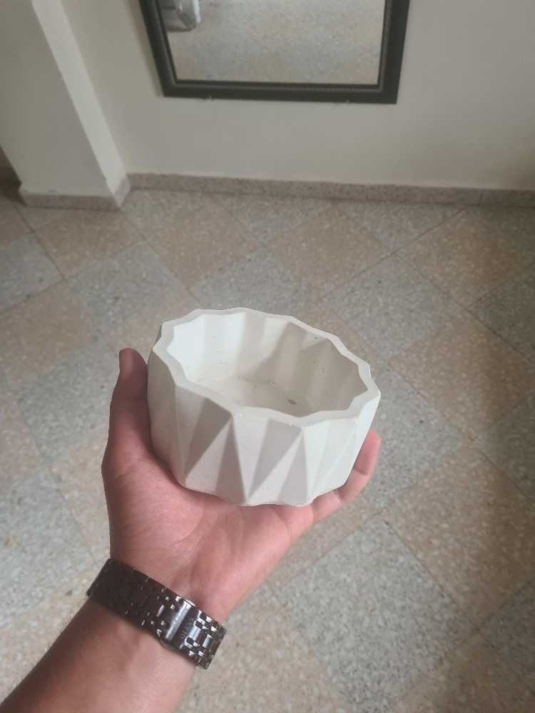 Pot de plantes en ciment - 10