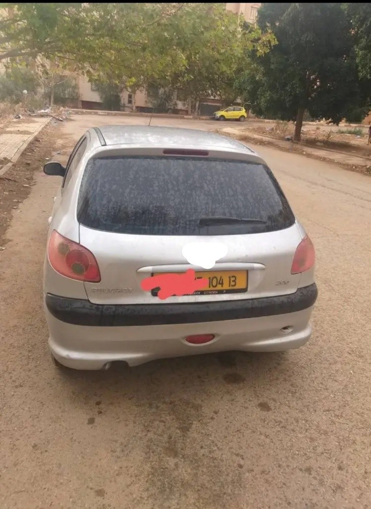 سيارة بيجو 206 - 2