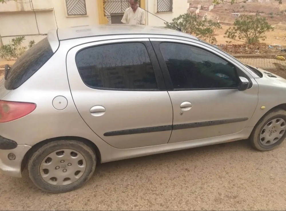 سيارة بيجو 206 - 5