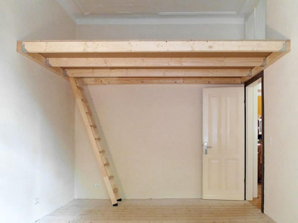soupente en bois ou en fer fini - 1