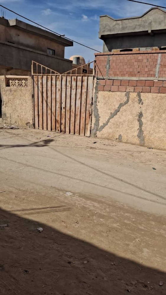 دار للبيع - 1