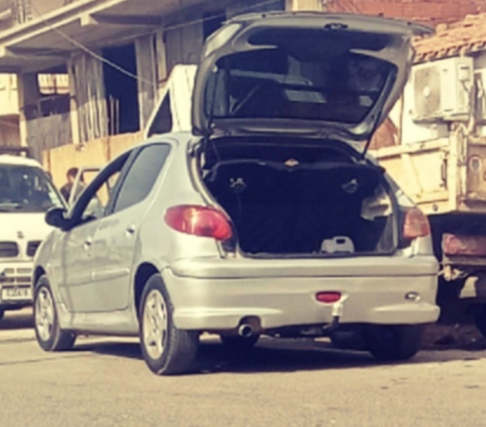 بيجو 206 - 1