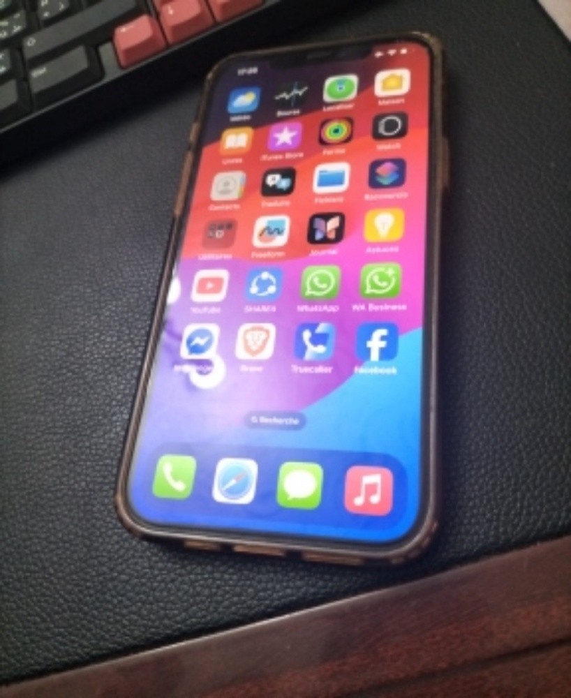 ايفون للبيع  - 2
