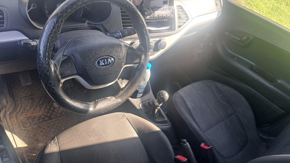 Kia picanto - 8