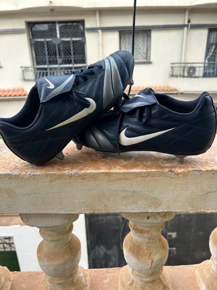 soulier nike tiempo - 1
