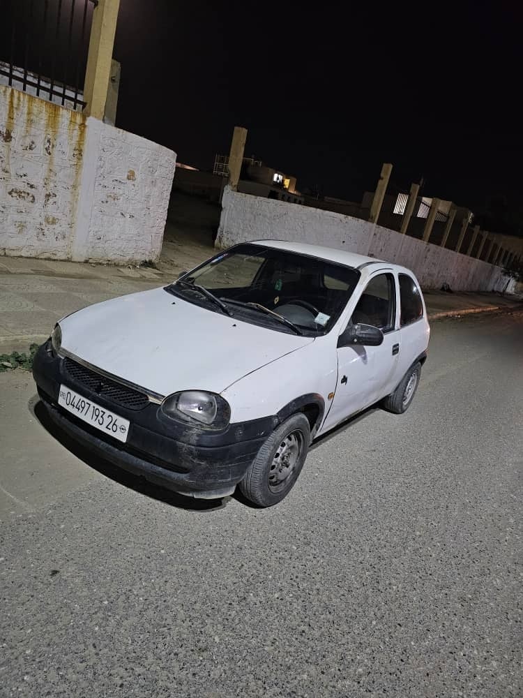 اوبال كورسا ايسونس غاز - 1