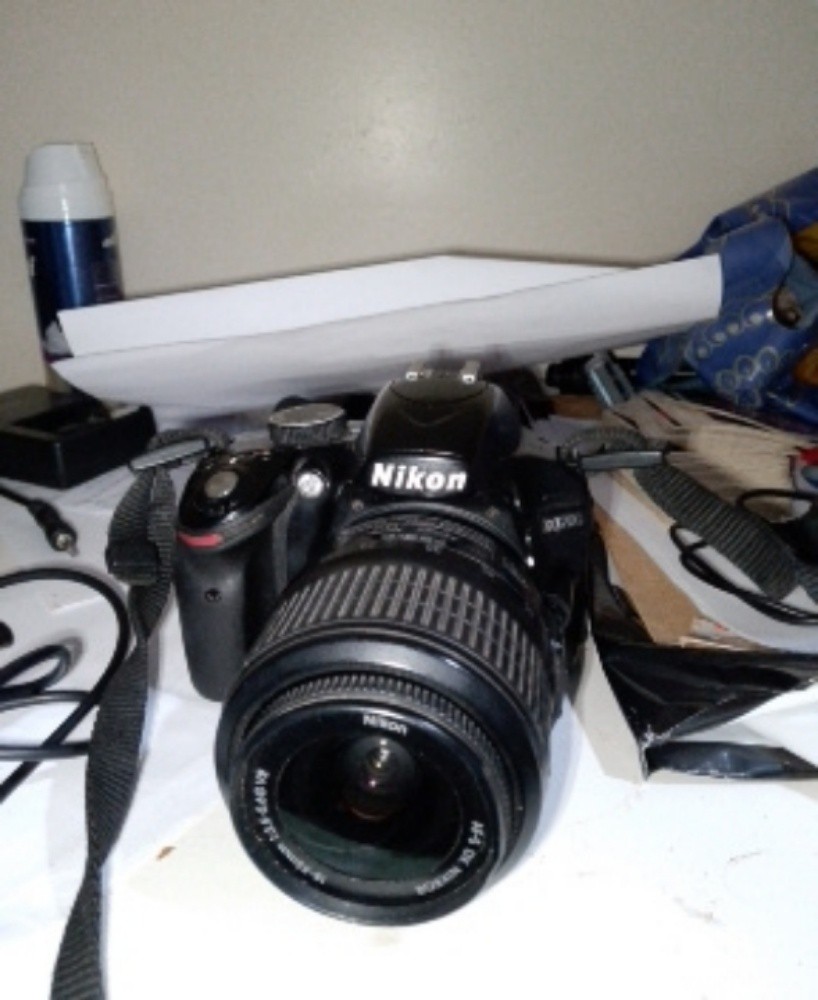 NIKON CAMERA - 1