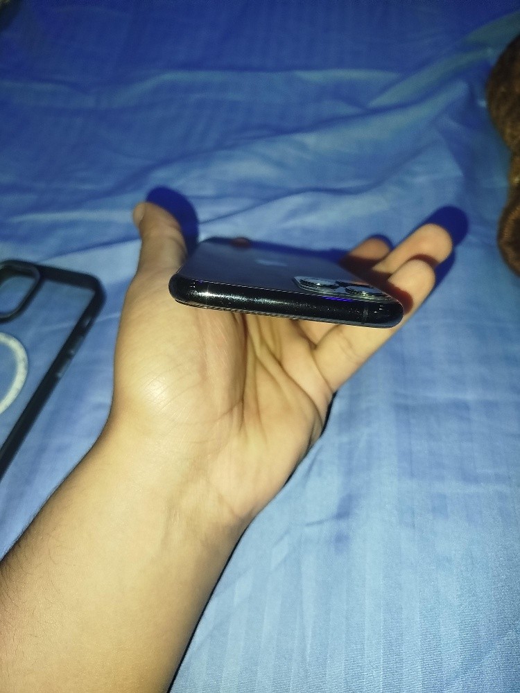 Iphone  - 6