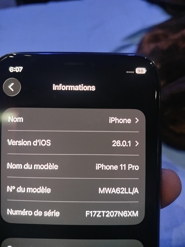 Iphone  - 7