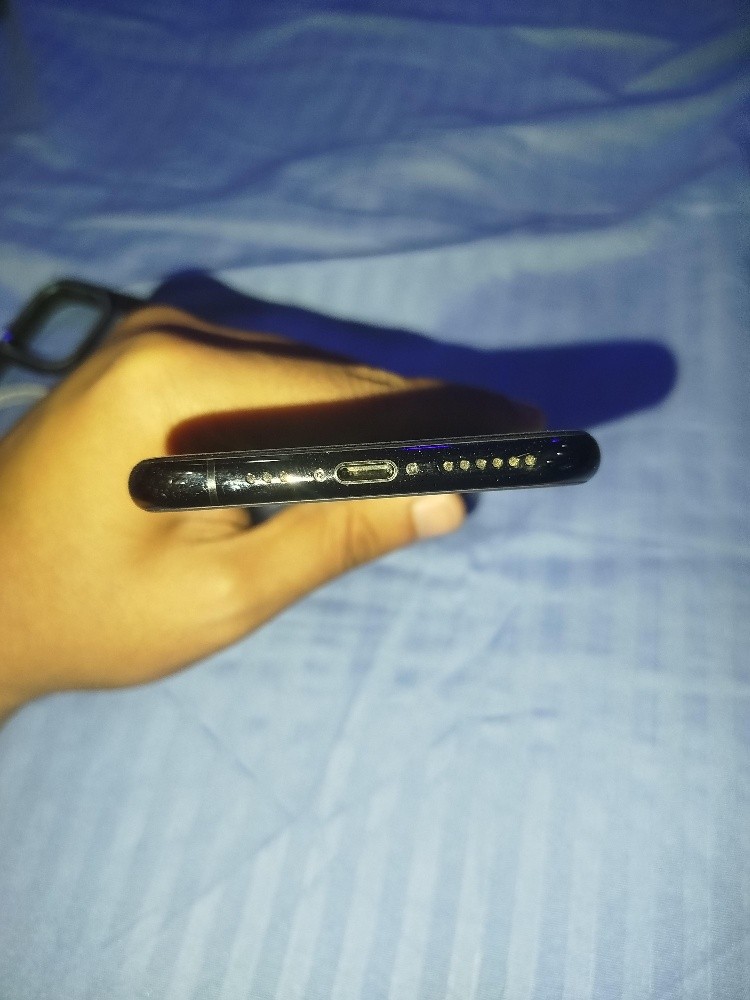 Iphone  - 3