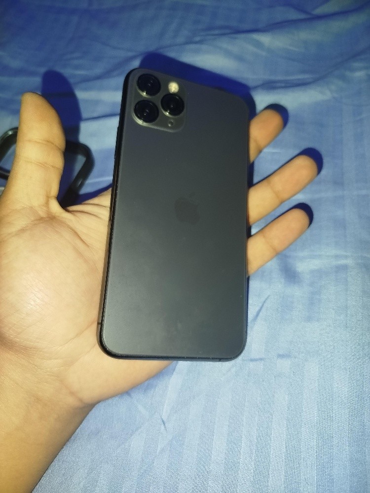 Iphone  - 1