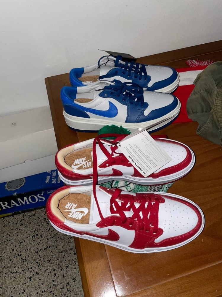 NIKE JORDAN - 4