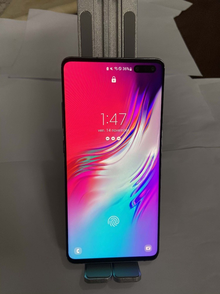 Samsung - 4