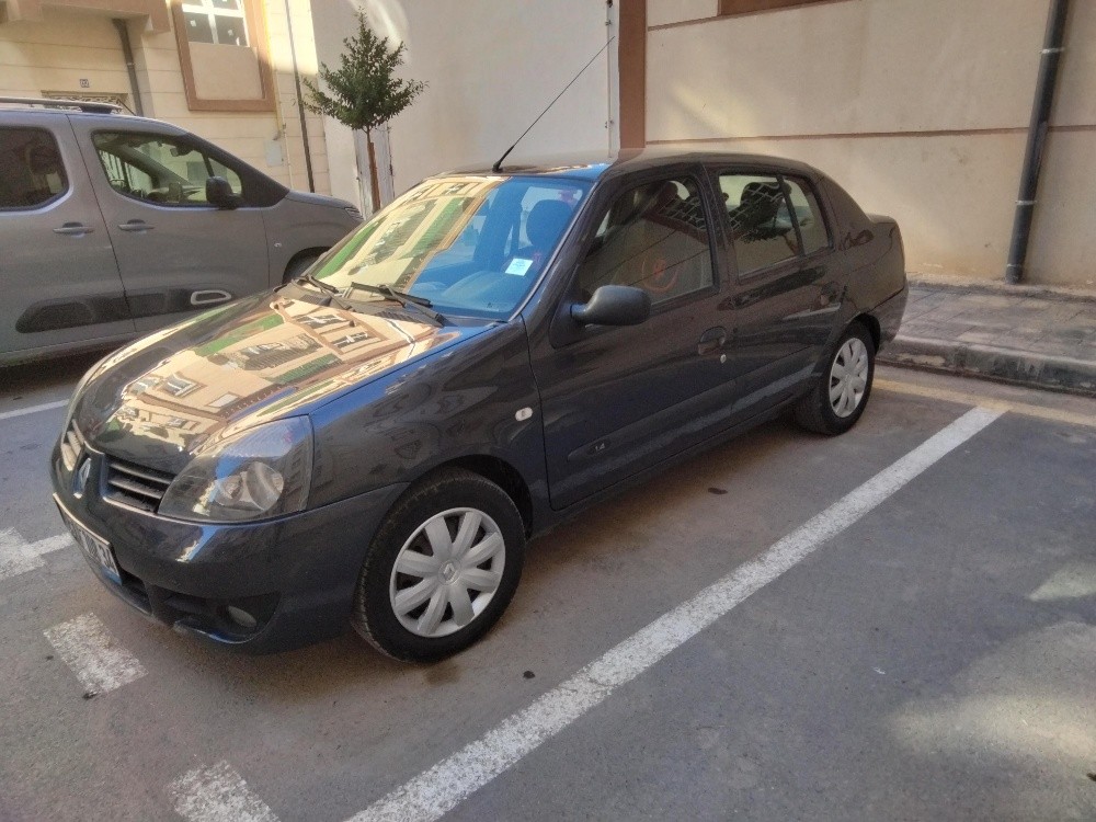Renault Clio  - 3