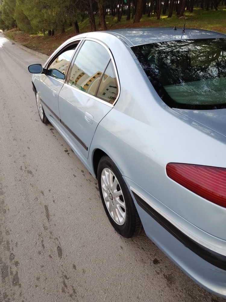 Peugeot 607 - 11