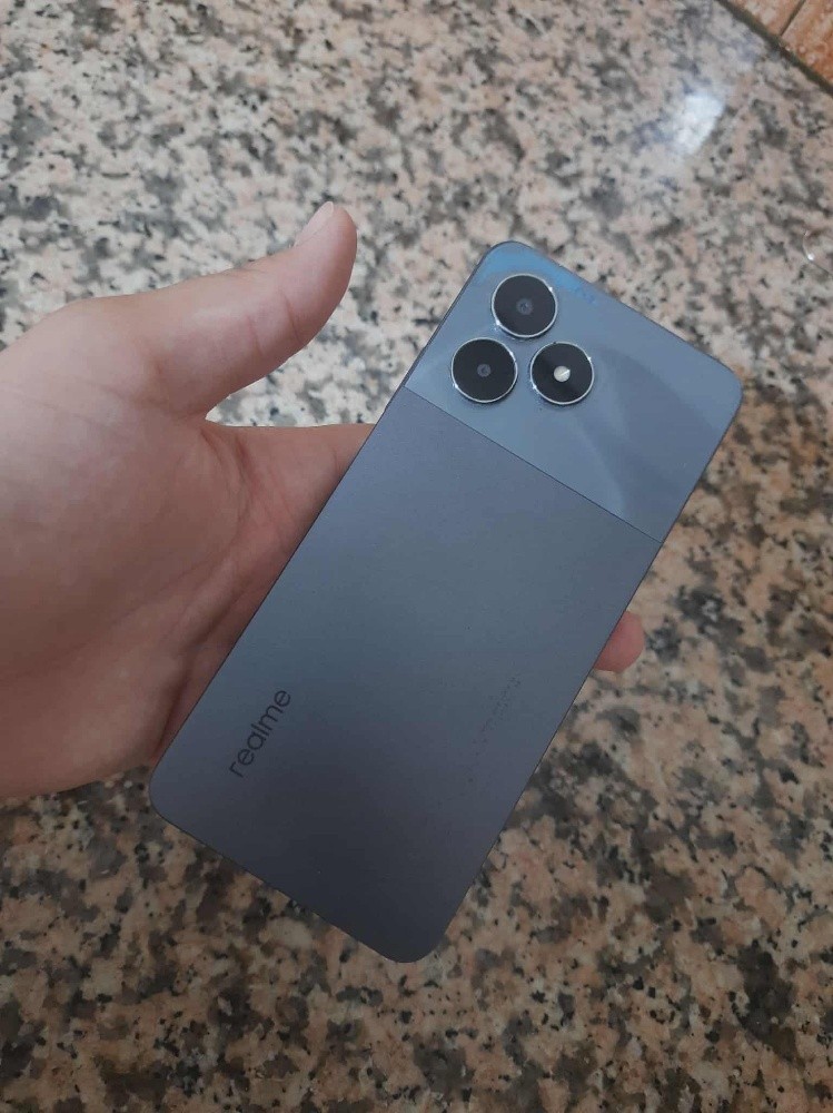 realme not - 1