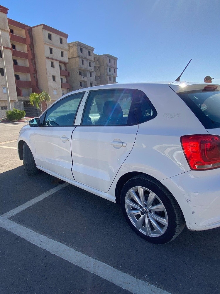 Polo - 1