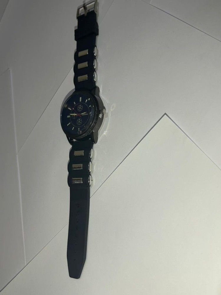 Montre - 4