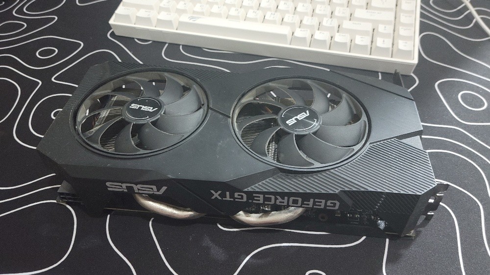 graphic card GTX asus - 5