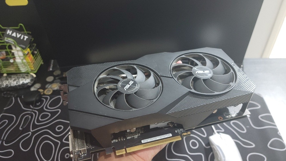 graphic card GTX asus - 2