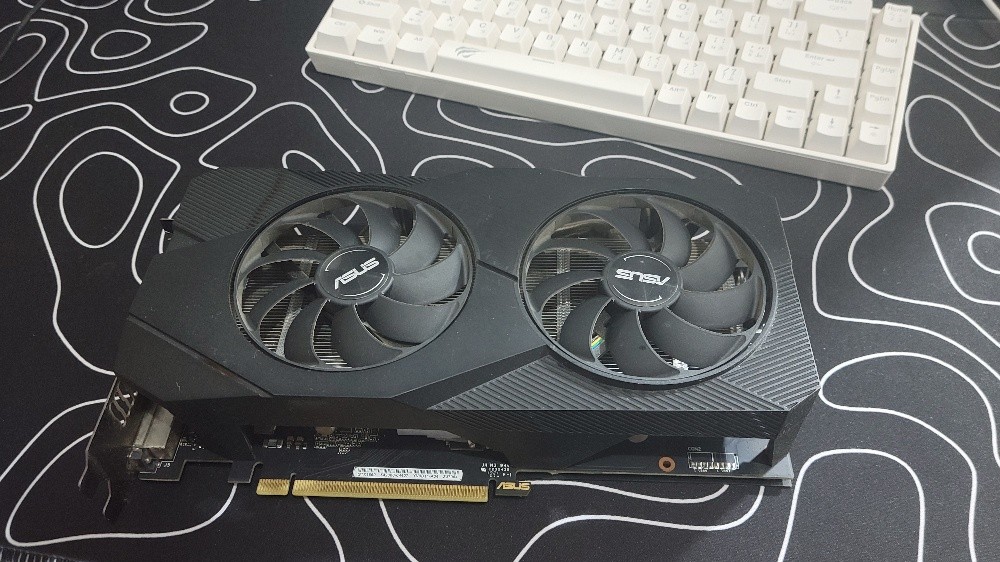 graphic card GTX asus - 6