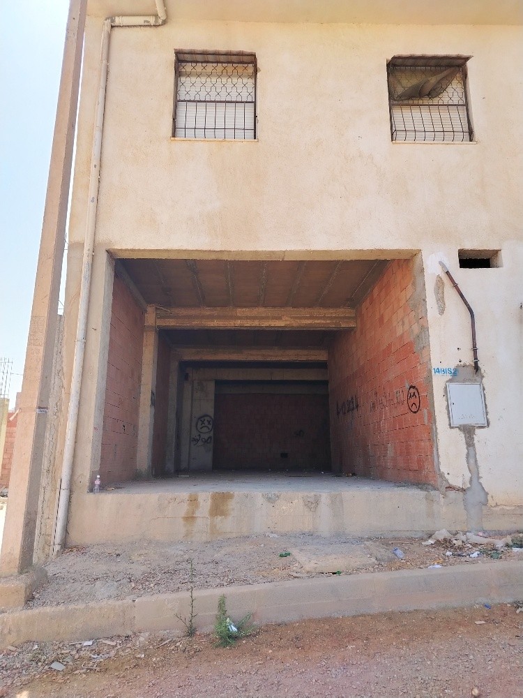 Location d'un dépôt - 1