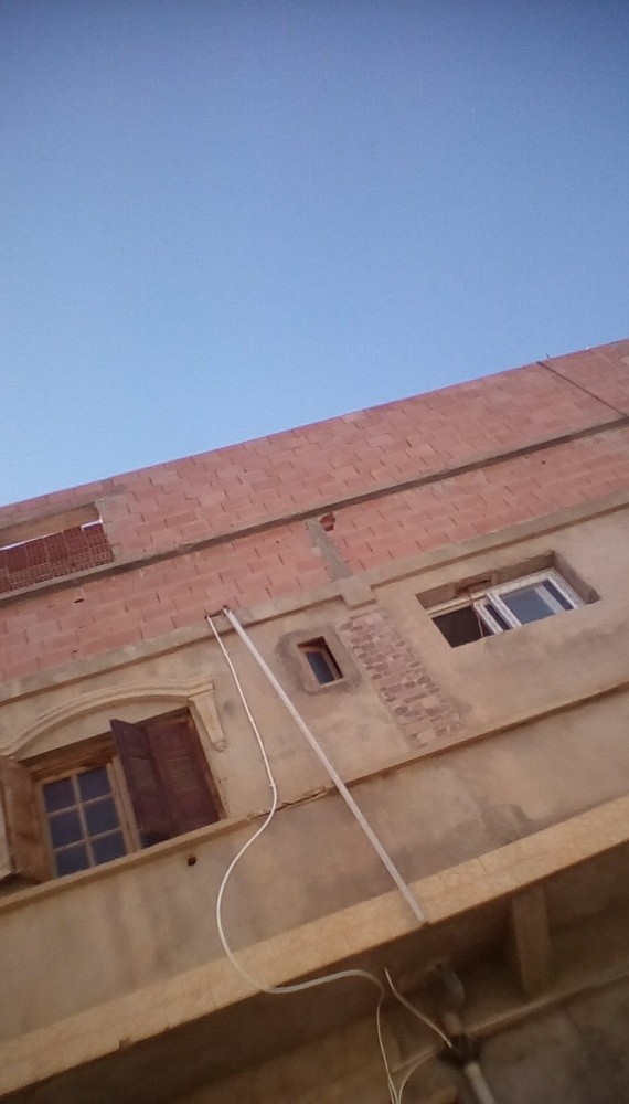 فيلا سكنية للبيع في ولاية تيارت  - 5