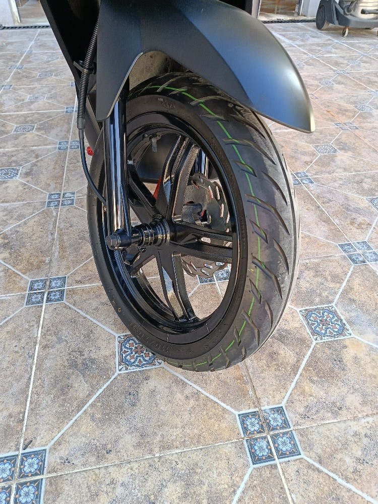 SR SYM - 2