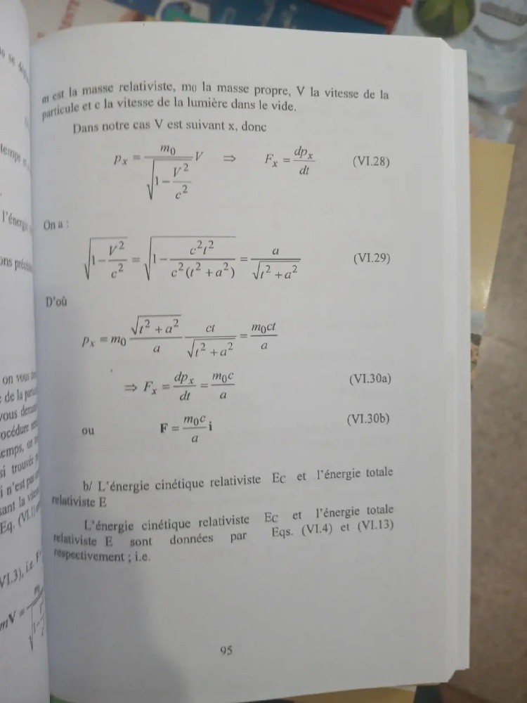 Livre Relativité restreinte - 7