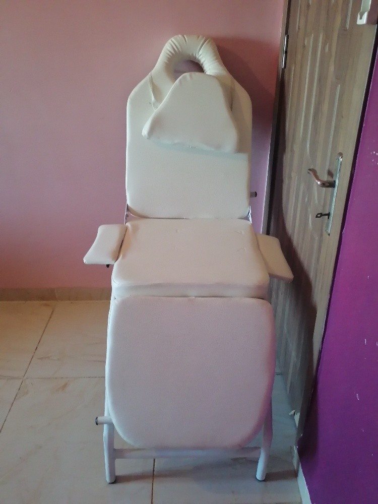 fauteuil esthétique pliable - 1