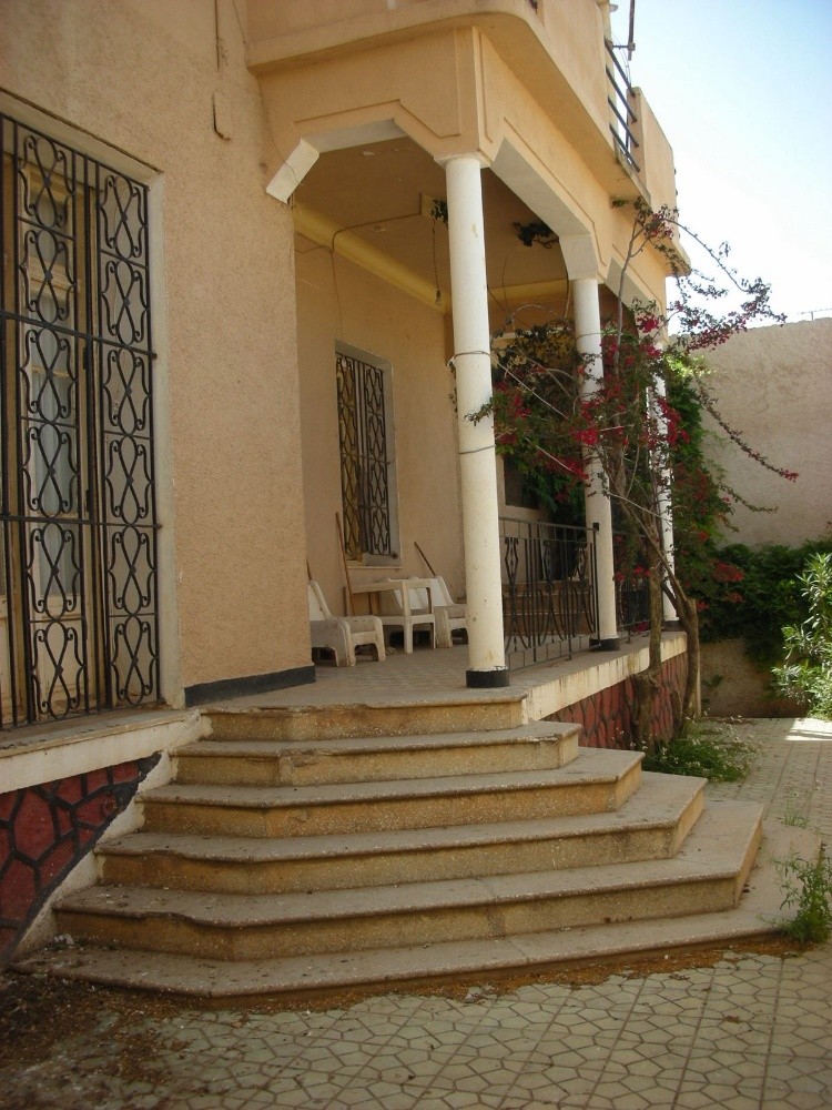 فيلا 608 - 1