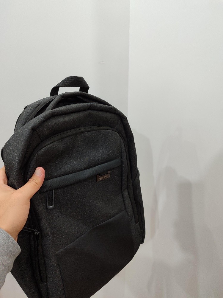 sac à dos noir - 1