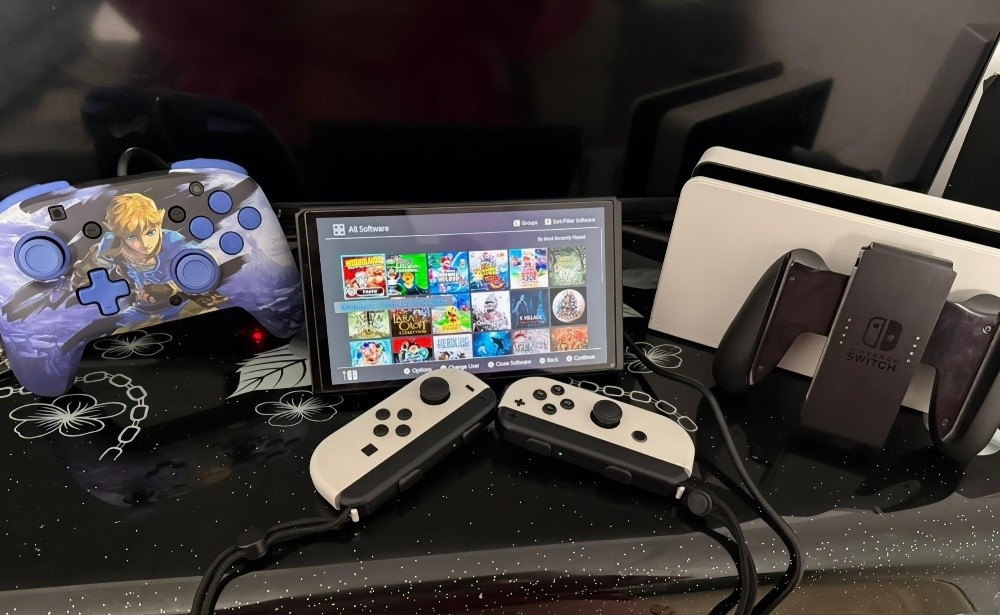 Nintendo switch Oled flashé 128GB - 1