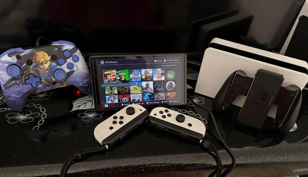 Nintendo switch Oled flashé 128GB - 2