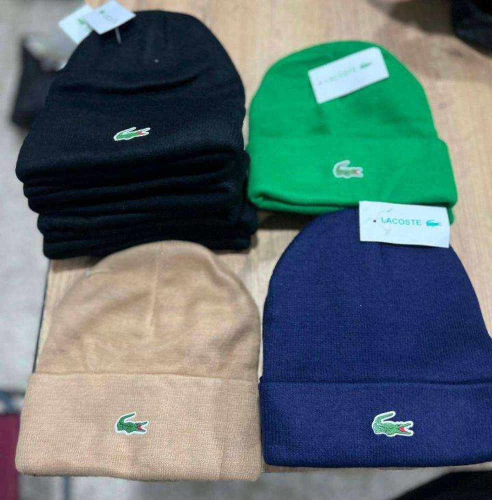 bonnet Nike et Lacoste - 2