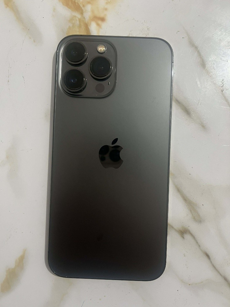 iphon 13 pro max - 1