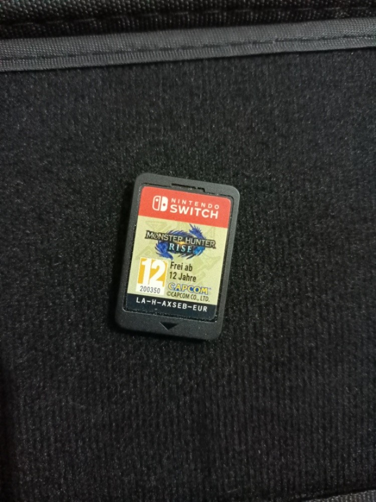 Nintendo switch - 1