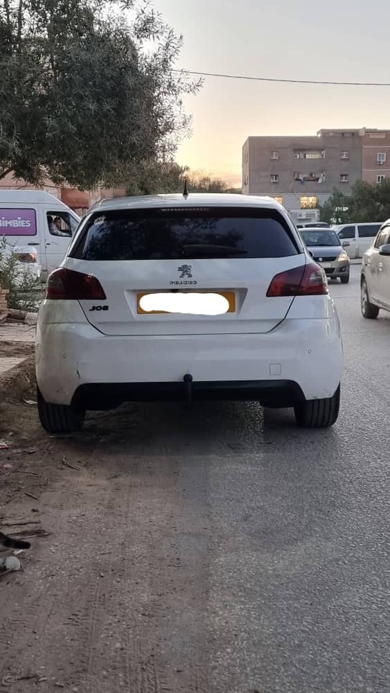 سيارة 308 للبيع - 3