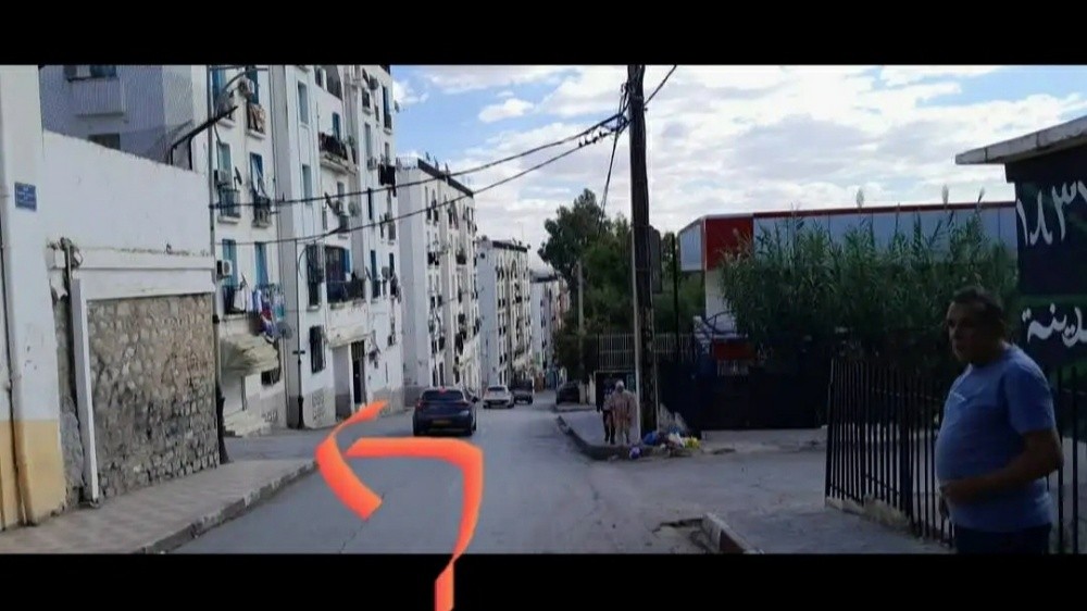 محل للبيع - 2