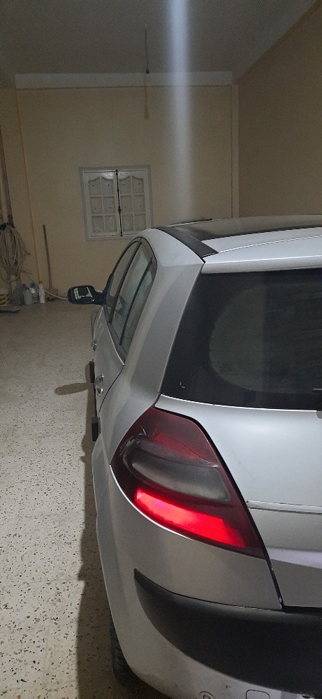 ميغان بيري  - 1