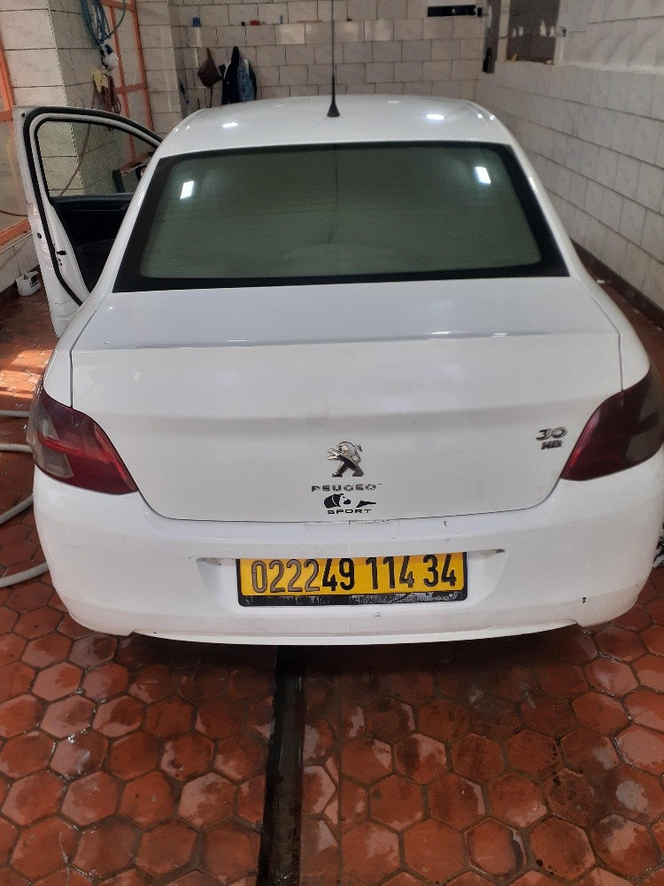 Peugeot 301 en vent - 2