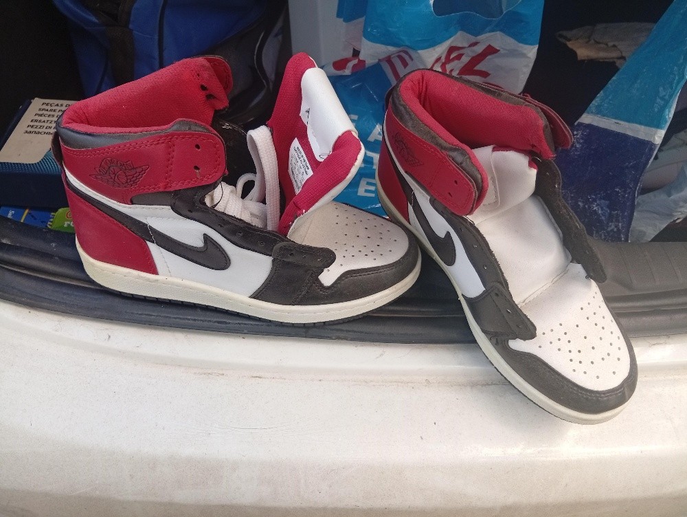 Air Jordan - 1