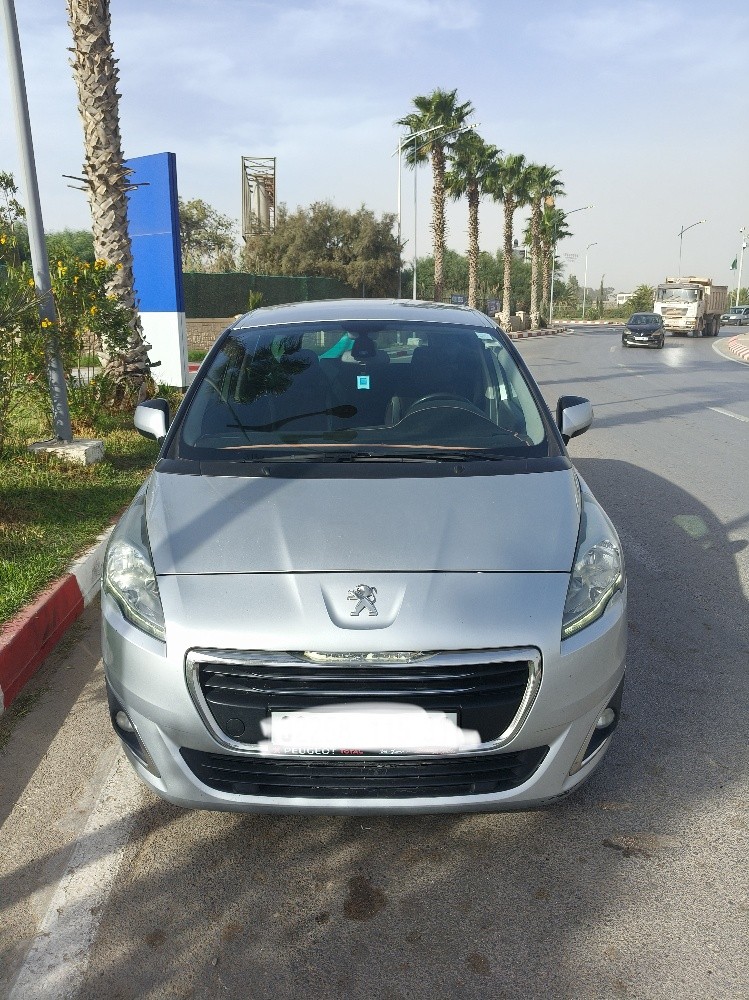 Peugeot 5008 - 1