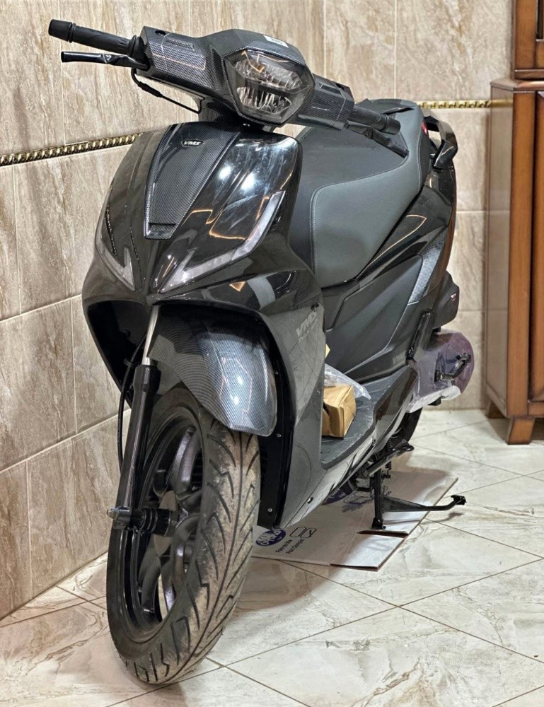 Moto VMS coral - 1