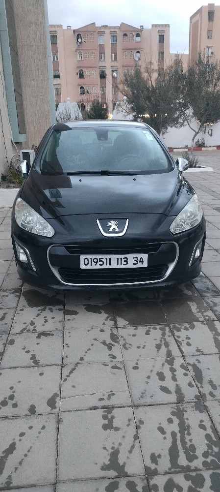 Peugeot 308 - 1