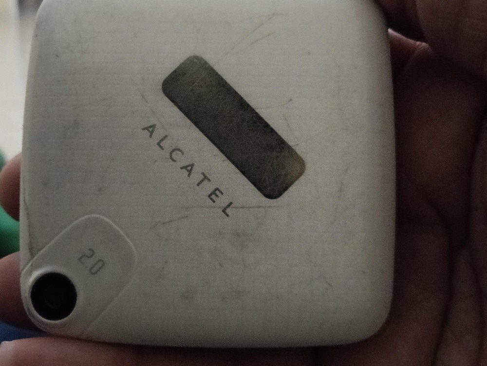 téléphone alcatel - 1