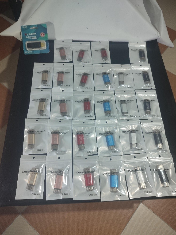 flash disk data runner 32 GB - 1