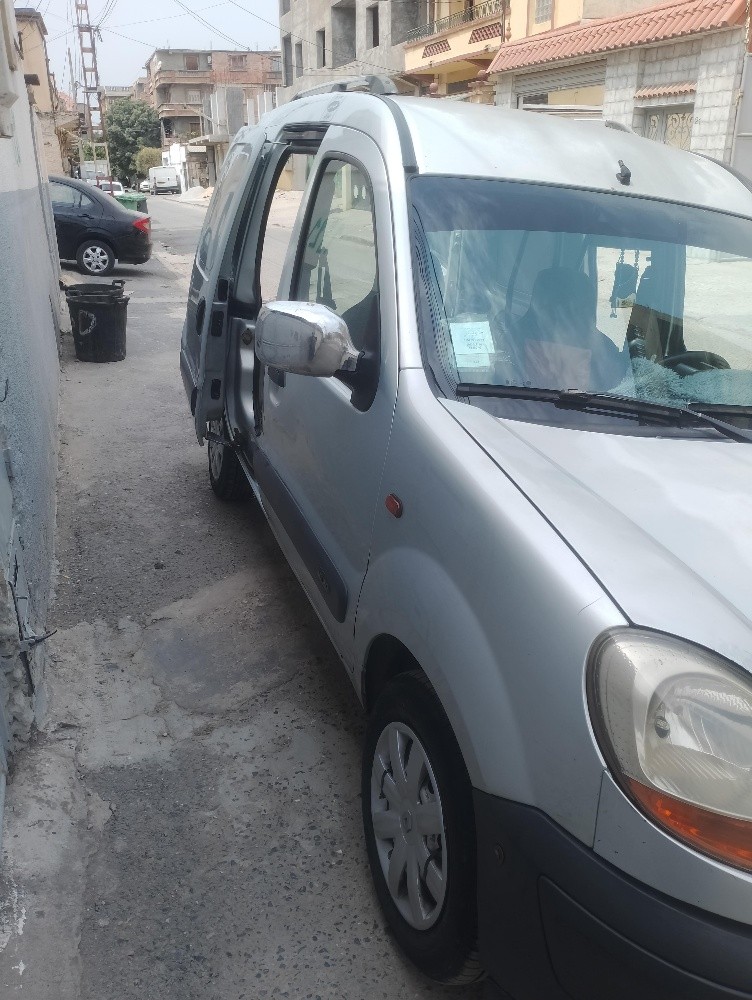 رينو كونڨو  - 1